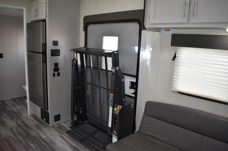 Gallery Image #5 for 2025 Dune Sport H2 Bumper Pull