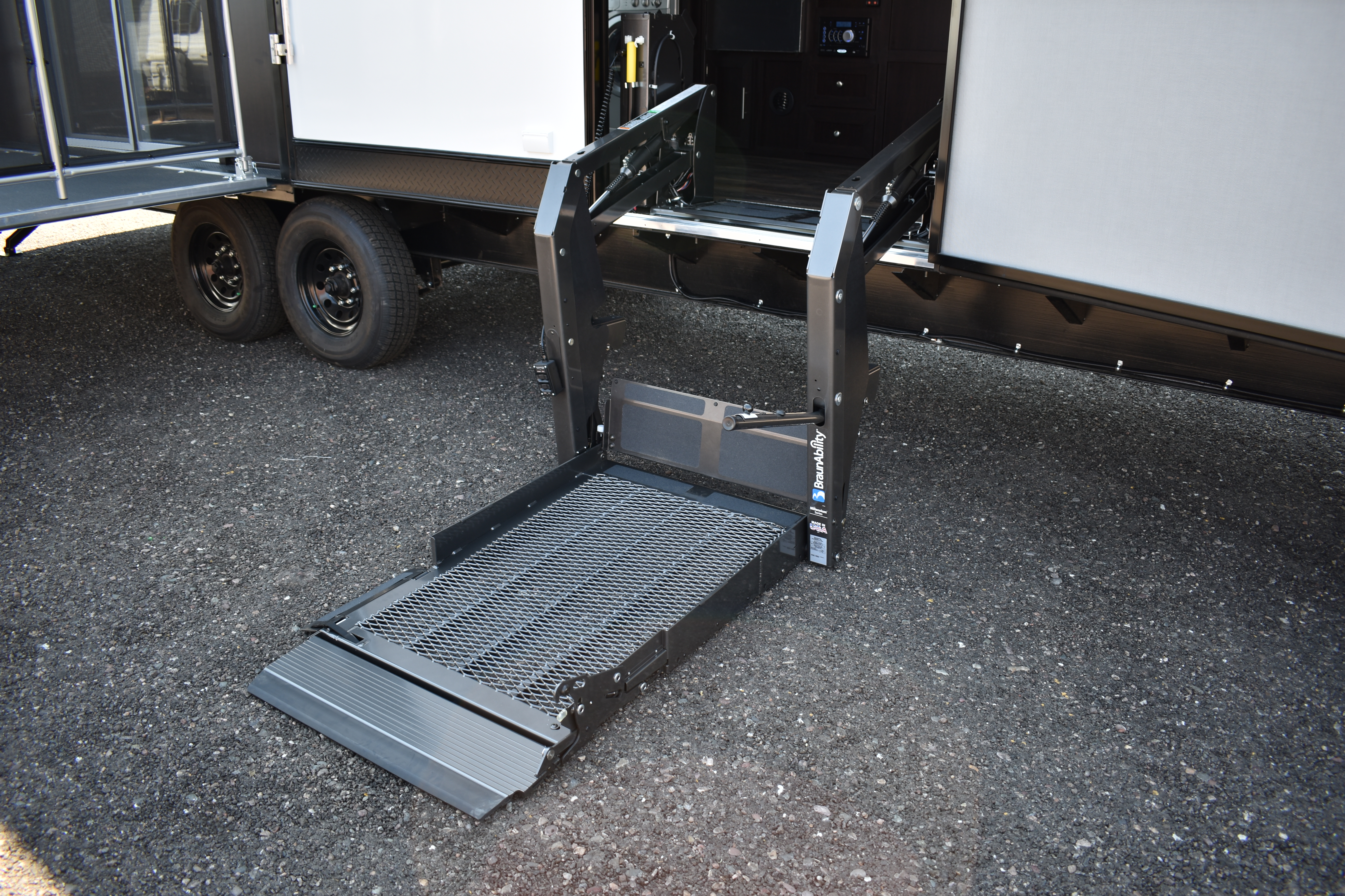 Gallery Image #10 for 2025 Dune Sport H2 Bumper Pull